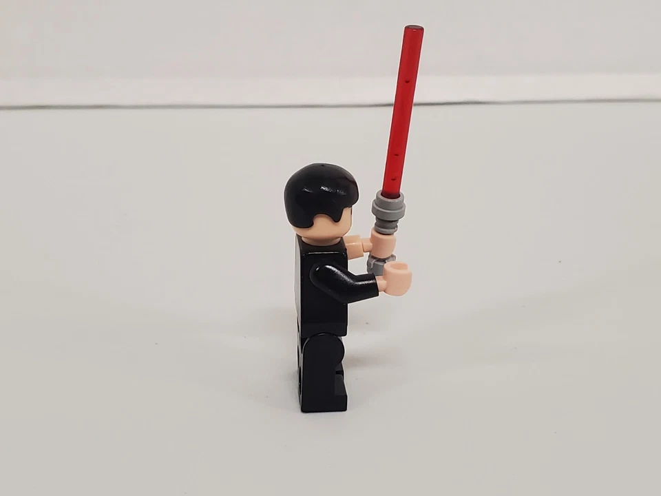 LEGO Star Wars Starkiller Galen Marek Minifigure SW0181 Darth Vader's Apprentice - Image 4 of 4