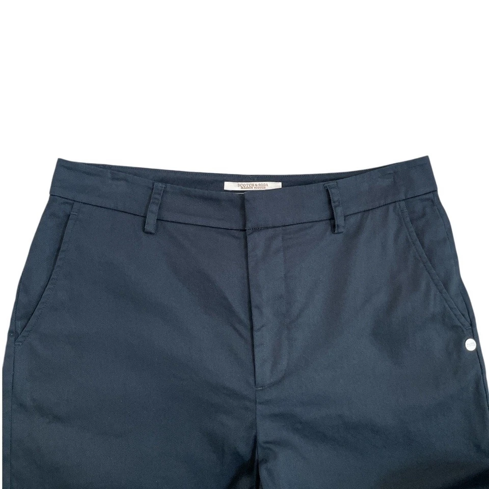 Pantalón chino para mujer Scotch & Soda Maison Abott ajuste regular frente plano azul talla 29 Foto 3 de 4