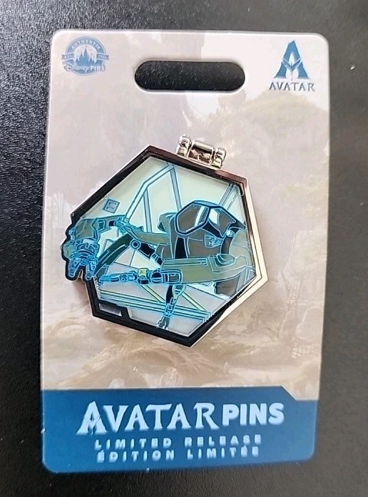 Disney 2023 - PANDORA the World of AVATAR - AMP Suit Limited Release Pin