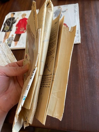 Woman's 1950's Sewing patterns x4 total - Sold as a set - Picture 3 of 6