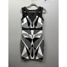 SANGRIA Dress womens size 6 Black/White Geometric print Body con sleeveless