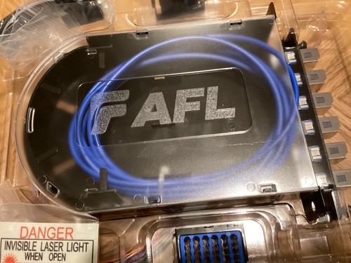 AFL Poli-MOD Loaded Patch & Splice Cassette W/ Pigtails LC/UPC 12F SM 900um - Afbeelding 11 van 13