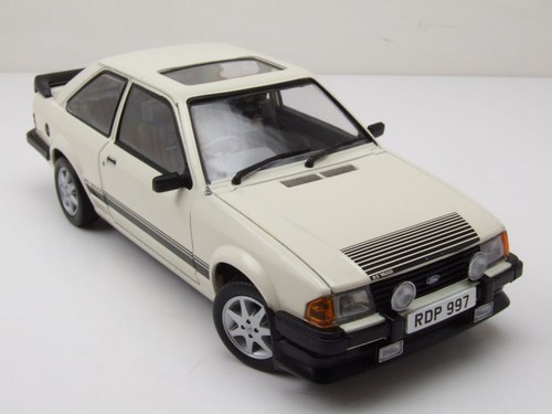Ford Escort Rs 1600i Rhd 1984 Coche a Escala Blanco 1:18 Sun Star - Imagen 10 de 11
