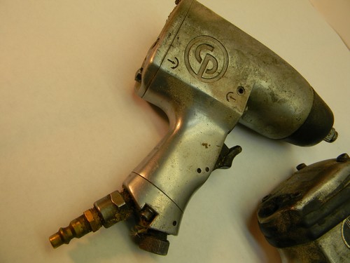 2 ct Central Pneumatic 1/2" Air Wrenches; CP-734; Tested; Machinist, Mechanic - Picture 4 of 6