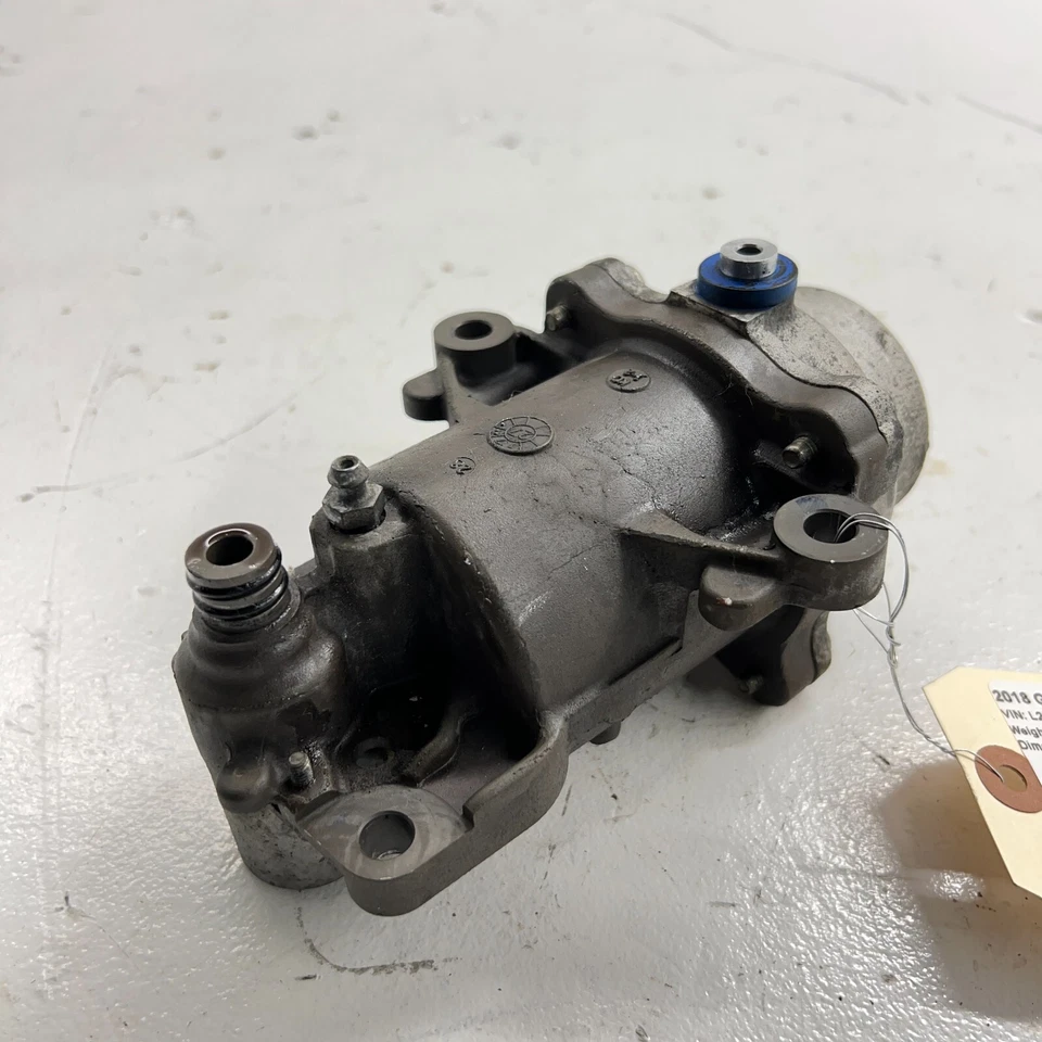 GMC TERRAIN 2018-2020 AWD transmisión automática servo acumulador OEM Foto 2 de 4