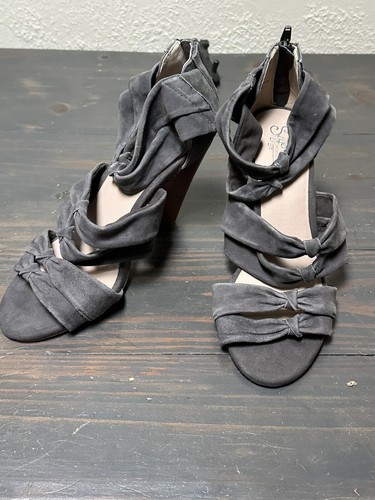 Seychelles Dark Gray Suede Strappy Ankle Heels Women's Size 7.5 Zip Back - 第 1/10 張圖片