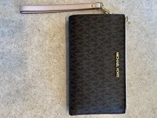 Michael Kors MK Jet Set Travel Double Zip Phone Wristlet Wallet  Brown/pink