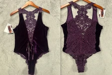 Dreamgirl Teddy Velvet Lace Bodysuit Purple Size Medium Womens Reversible NWT