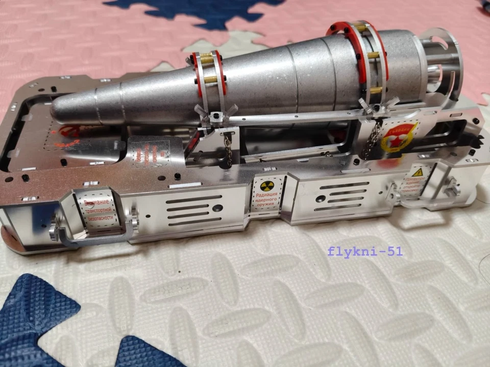 1/6 Scale Soviet Union SS-22 Nuclear Bomb Atomic Bomb Metal Assembly Model Toy - Image 4 of 4