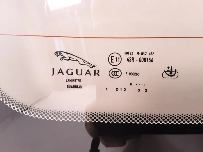 10-15 JAGUAR XJ Rear Windshield Glass - Image 2 of 4