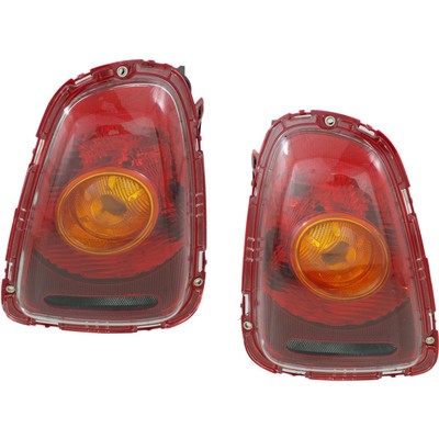 Pair Tail Lights Taillights Taillamps Brakelights Set of 2  Driver & Passenger