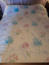 Double Duvet Set White With Floral Pattern. Good Condition