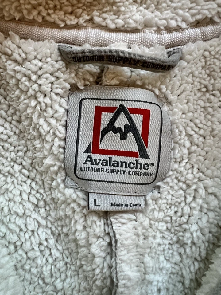 Avalanche Outdoor Supply Co - Sherpa Lined Large Gray Full Zip Jacket - Image 4 of 4