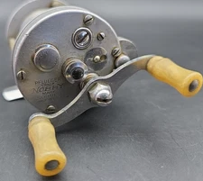 Vintage Pflueger Nobby 1963 Baitcasting Fishing Reel JEWELED. USA