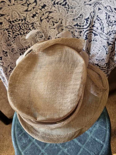 Ladies Hat for Wedding,Mother of the Bride, Special Occasion, Races 1 Size Used - Picture 5 of 8