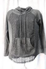 No Boundaries Junior's Black Long Sleeve Crochet Accent Turtleneck Shirt Medium