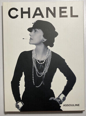 CHANEL (Slipcase Set Of 3 HC Books) Fashion-Fine Jewellery CHANEL (Slipcase Set Of 3 HC Books) Fashion-Fine Jewellery