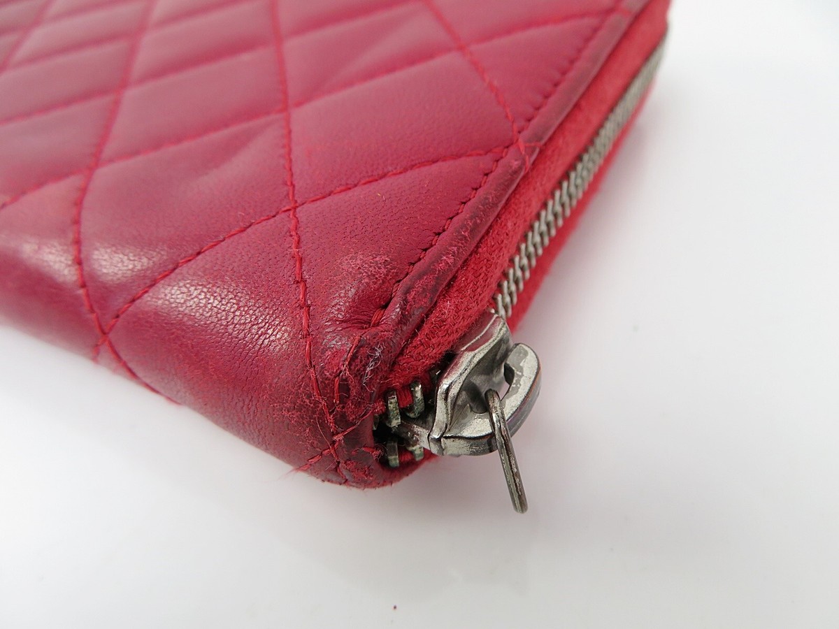 Authentic CHANEL Red Quilted Leather CC Long Wallet Zipper Authentic CHANEL Red Quilted Leather CC Long Wallet Zipper