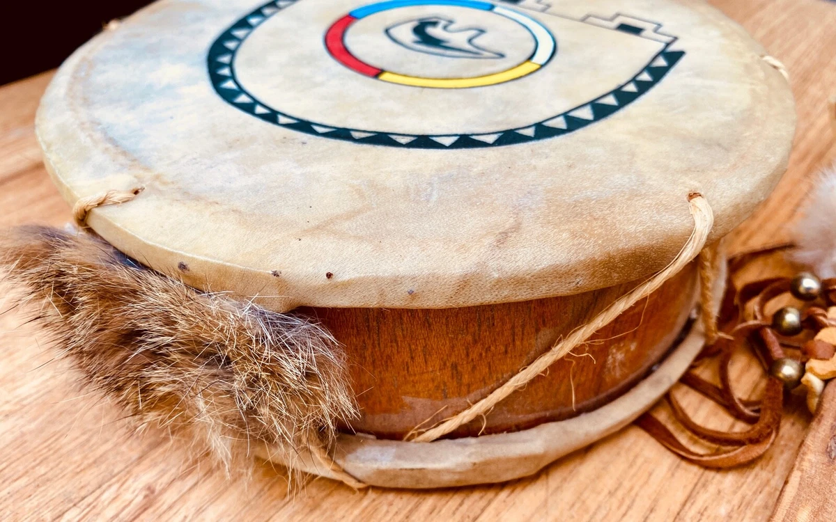 Vintage Native American Indian Painted Tom Tom Drum Elk Rawhide Rattle Zuni