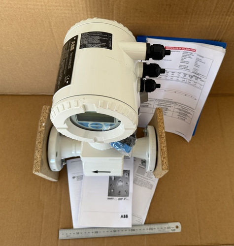 ABB FEP315040 40mm (1.5") Flanged Flowmeter 316SS Body PTFE Liner 24VDC HART Haz - Picture 4 of 7