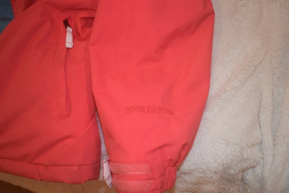 VOLCOM Thermonite 8000MM Ski and Snowboarding Jacket Women’s M multicolor black - Image 4 of 4