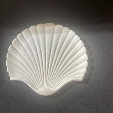 Fritz & Floyd 'Cape Coral Home' shell-shaped clambake platter-plate 13 x12 in.