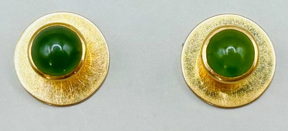 2.616g Total Weight 14k Yellow Gold Cufflinks with Jade Stones Foto 4 de 4
