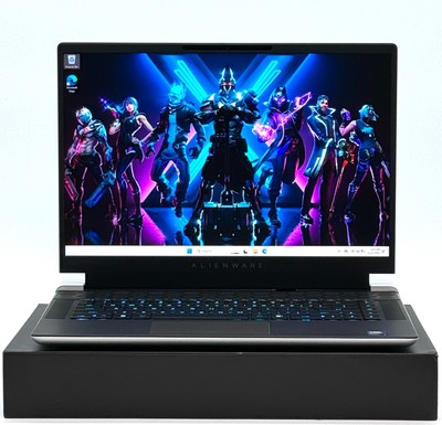Alienware X16 R2 Core Ultra 9 185H - 32GB DDR5 1TB SSD, RTX 4090, 16'' FHD 480HZ