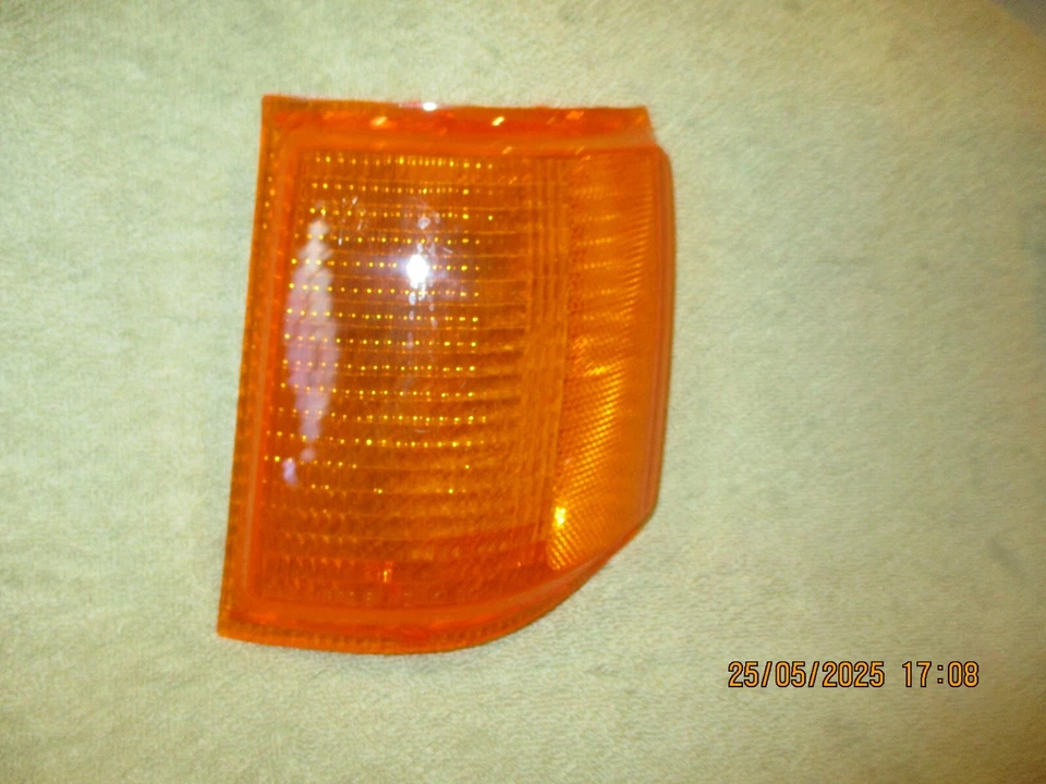 1981-1990 DODGE OMNI NOS DRIVERS TURN SIGNAL LENS 5207625 PLEASE LOOK PICTURES Foto 3 de 4