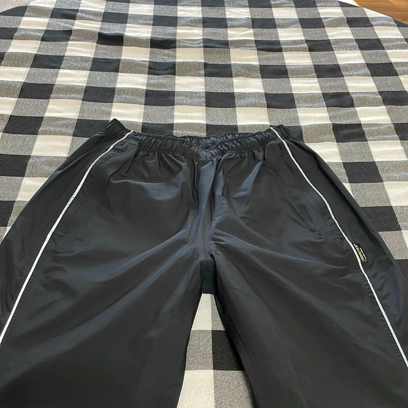 Roadrunner Sports GORE-TEX Paclite Shell Waterproof Sealed Seam Windbreaker Pant