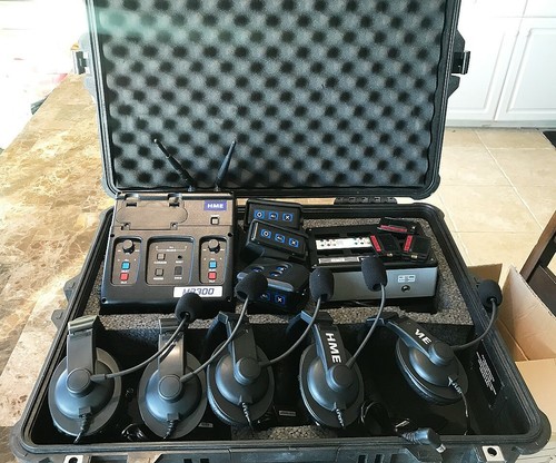 Hme Clear-Com Football Coach Interphone Système 3 Col Lavalier 5 Casque Chargeur - Photo 2 sur 12