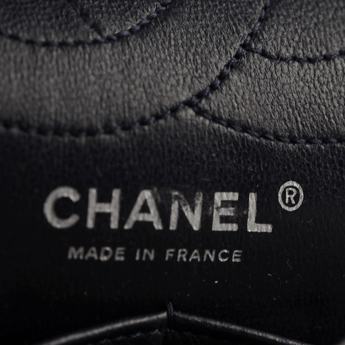 CHANEL Bag Navy 2.55 Reissue Lambskin Leather 226 SHW CERTIFIED AUTHENTIC - Picture 7 of 8