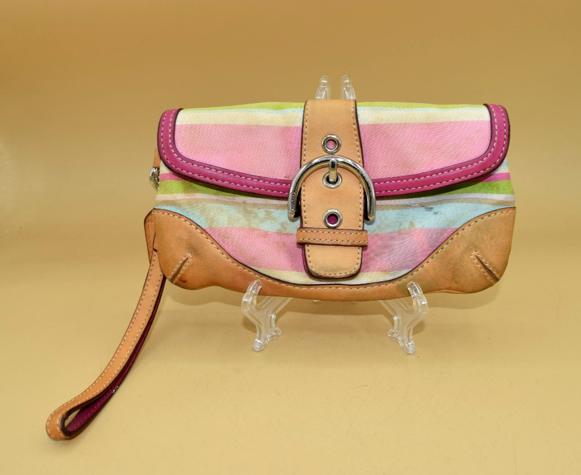 Coach Vintage Y2K Signature Soho Wristlet Lavender Li… - Gem