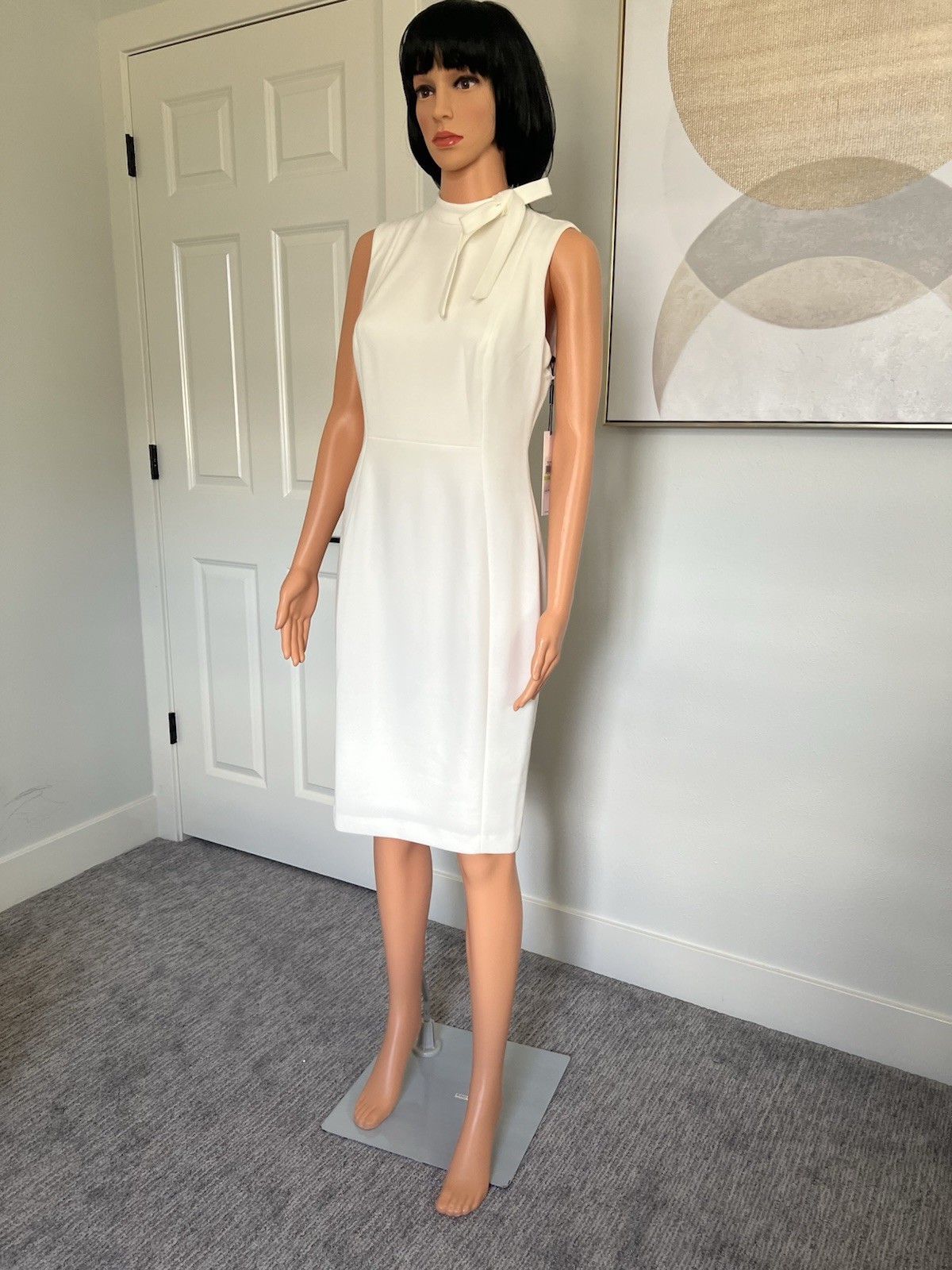 Calvin Klein White Sheath Dress Sleeveless Knee Length Size 4