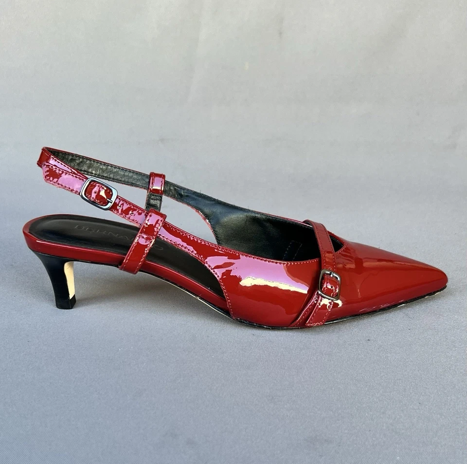 Zapatos de salón BERNARDO Marietta charol con honda roja para mujer talla 6,5 EE. UU. Foto 4 de 4