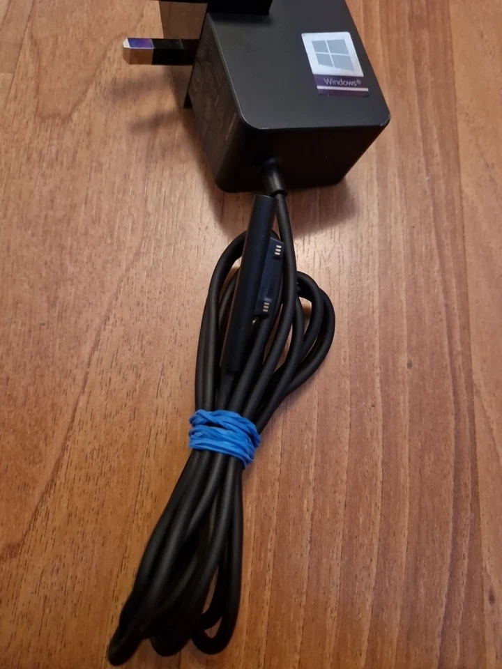 Microsoft Surface Pro  Charging Cable - Image 3 of 4