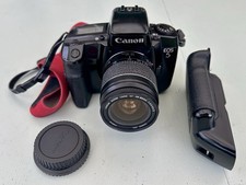 Canon EOS 5 Reflex 35 mm avec objectif EF 28-80 mm et grip VG10