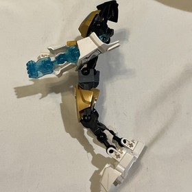 LEGO BIONICLE: Kopaka-Master of Ice (70788) Incomplete