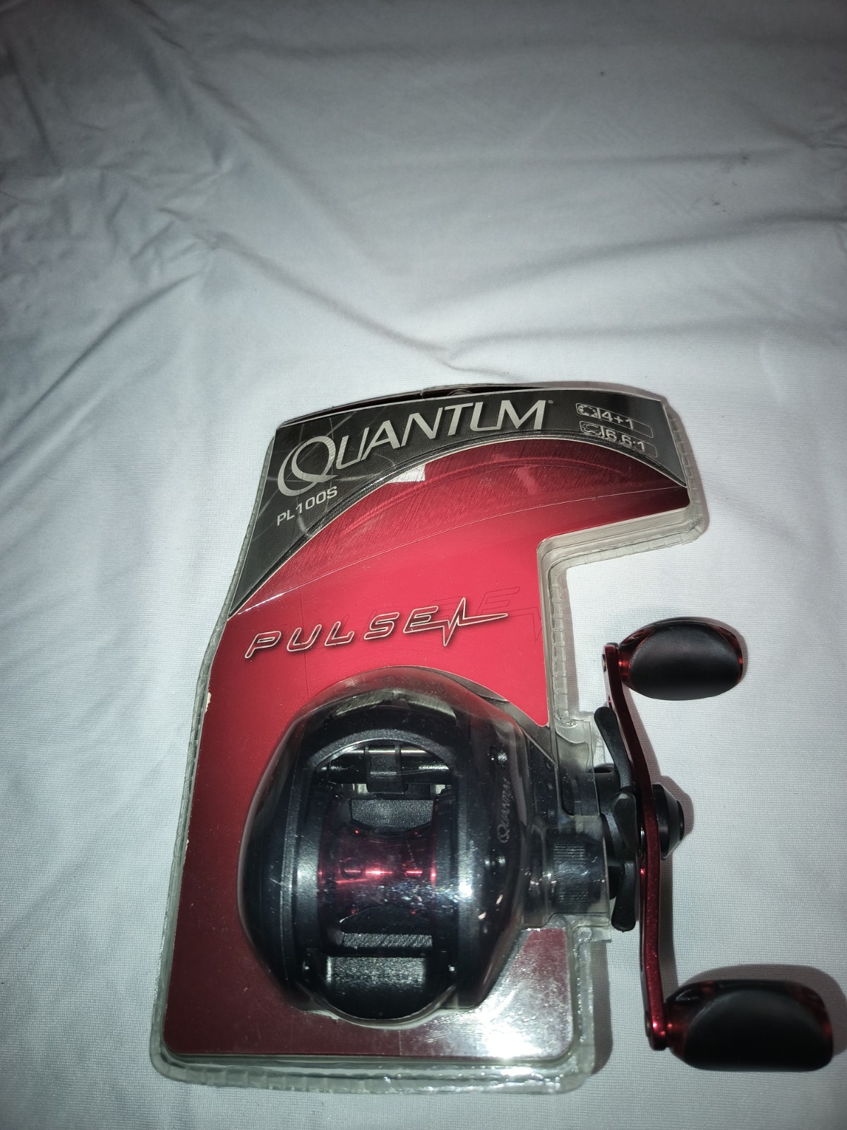Quantum Pulse PL1005 Baitcast Reel, 4+1 Ball Bearings, 6.6:1 Gear, Anti-Reverse