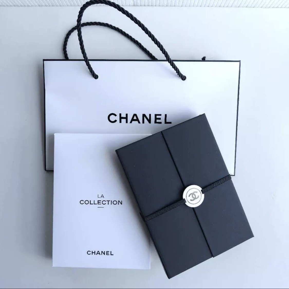 Chanel 2024 Sticky Notes Memo Pad with Pencil Set Japan Limited Edition-image