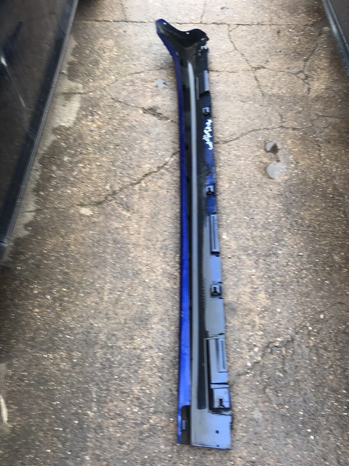 Picture 2 of 3