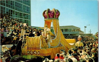 Vintage New Orleans LA Postcard Close up of King Rex Mardi Gras Parade Float 60s