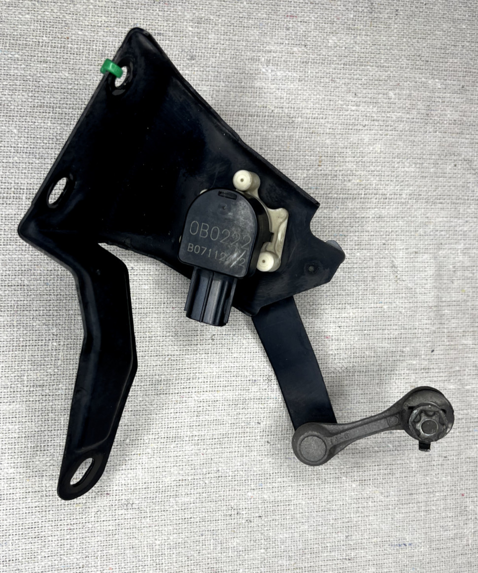 2006-2015 LEXUS IS250 IS350 Sensor Height Control Rear LEFT LH OEM 89408-30130