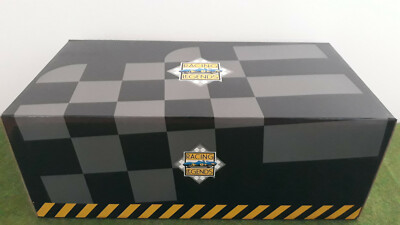 CHEVROLET CORVETTE 1964 GRAND SPORT ROADSTER 1/18 EXOTO 18037 voiture miniature CHEVROLET CORVETTE 1964 GRAND SPORT ROADSTER 1/18 EXOTO 18037 voiture miniature
