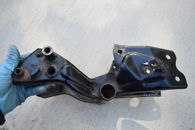 YAMAHA XV750 XV920 VIRAGO FRAME SUPPORT REAR SWINGARM SWING ARM