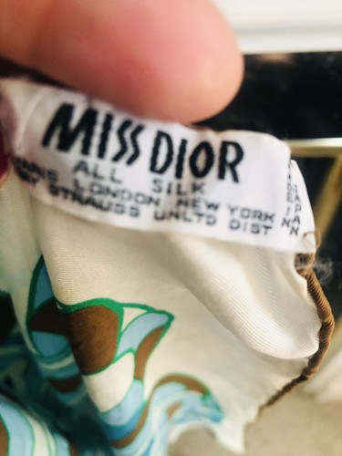 Vintage Womens 1970’s Christian Dior Miss Dior Turtle Silk scarf - Picture 8 of 11