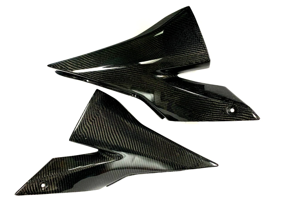 Paneles laterales del tanque de fibra de carbono para Kawasaki Ninja ZX10R 2004-2005 Foto 4 de 4