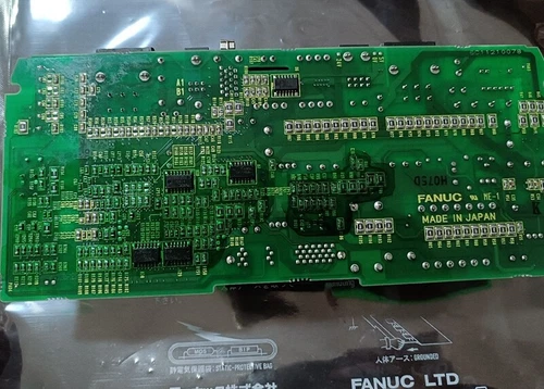 Scheda di controllo nuova con scatola originale FANUC A20B-2101-0390 spedizione gratuita IVA gratuita USA - Foto 5 di 6