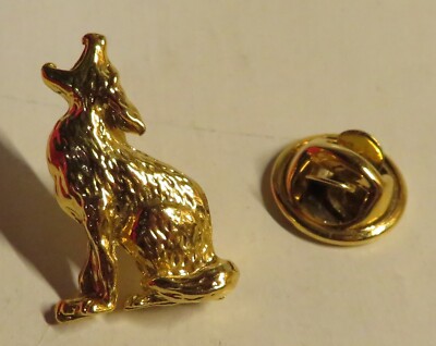 Vintage Gold Tone Wolf Howling Lapel Pin or Tie Tack Coyote Dog 1'' Tall Nice Use