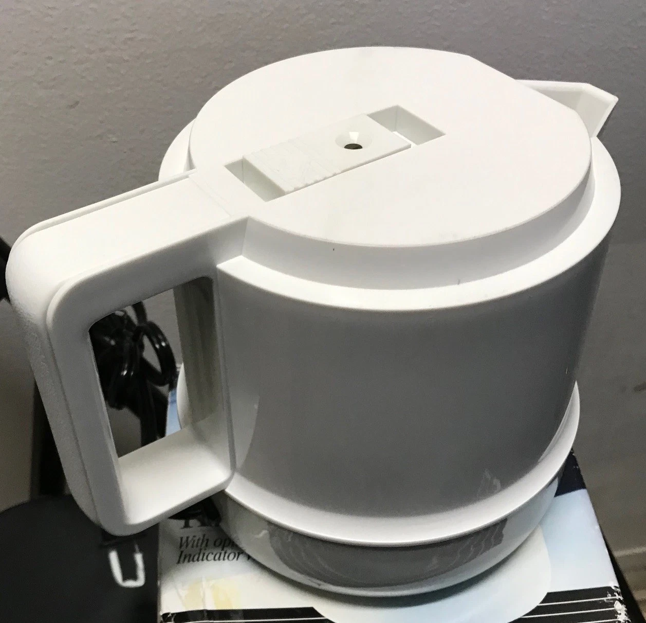 Proctor Silex 45000 Electric tea Kettle teapot 1 Quart (Whistling)